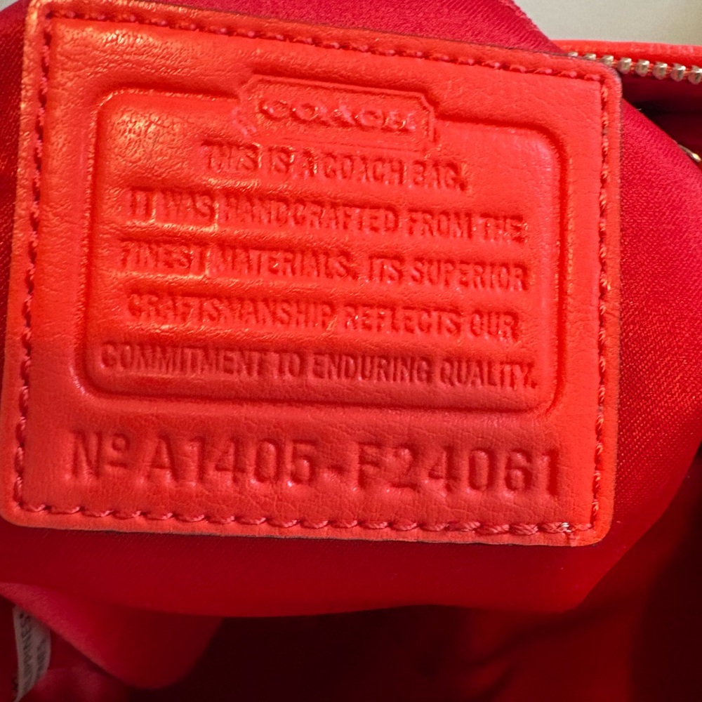Coach Crossbody Bag EUC - Picture 8 of 8